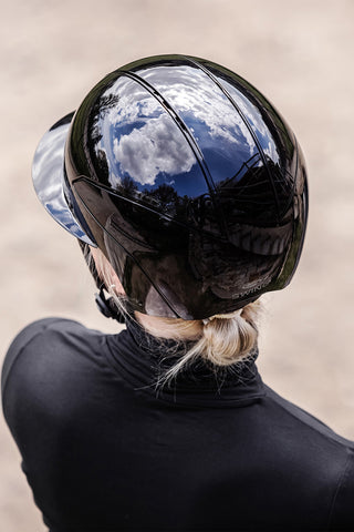 SWING H24 Lady Glossy Ridhjälm Svart