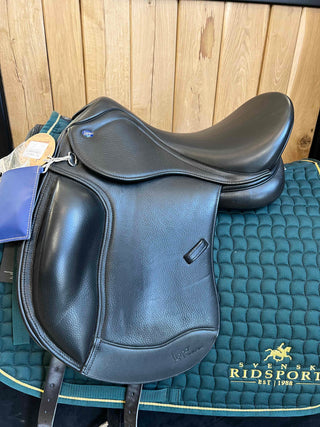Rivello Elice Dressyr Ponny