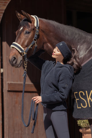 Fårskinnsgrimma Heritage AW25 Navy