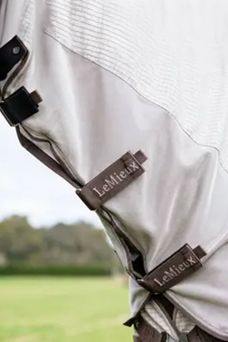 Flugtäcke Arika Stone