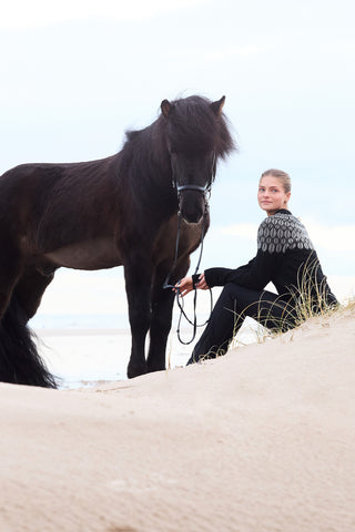 Eques KLMagda Stickad Tröja Svart