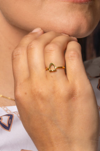 Ring Stirrup Gold