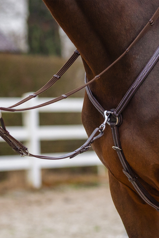 Breastplate With Luxury Stitching Dark Brown