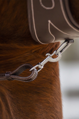Breastplate With Luxury Stitching Dark Brown