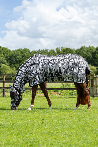 Fliegendecke mit Hals und Fliegenhaube Zebra