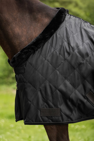 Stalltäcke Exclusive Svart