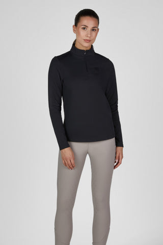 Eskadron Tröja Half-Zip Heritage 26/27 Black på modell framifrån