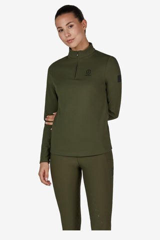 Eskadron Tröja Half-Zip Heritage 26/27 Deep Moss på modell framifrån