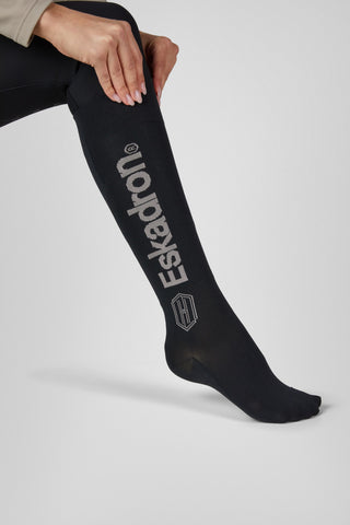 Eskadron Kneesocks Heritage 26/27 Black på modell