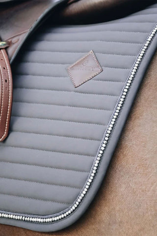 Pearls Dressyrschabrak