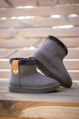 Eden Barn Uggs